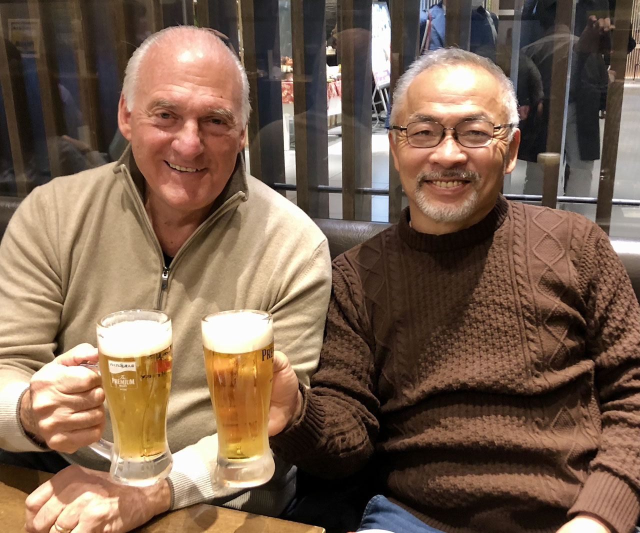 Mukansa Master & valued friend, Matsuba Kunimasa, world-famous swordsmith